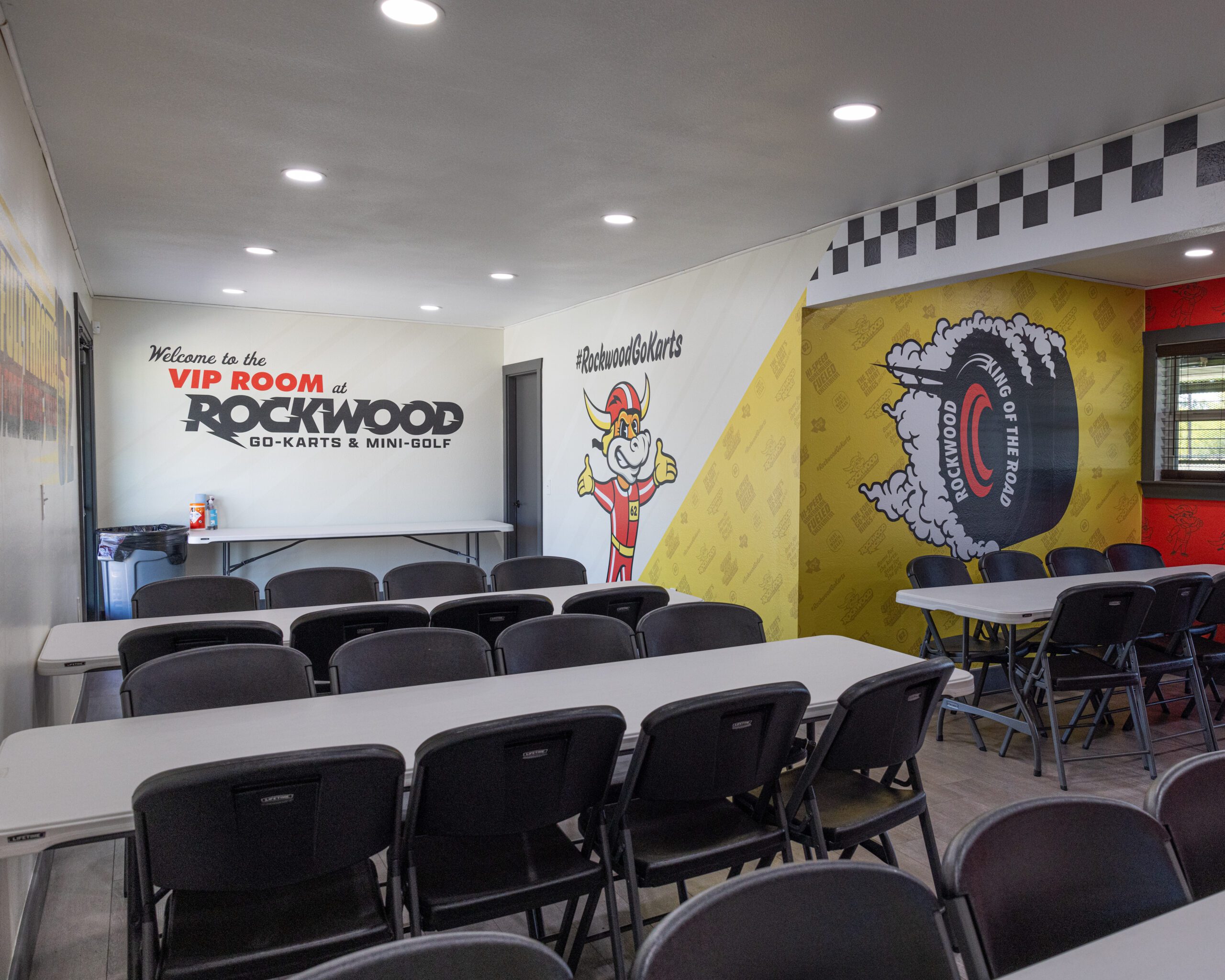 Rockwood Go Karts and Mini Golf Party Room Pictures